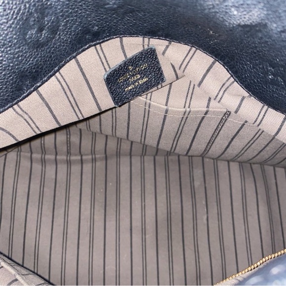 Elegant Black Designer Shoulder Bag - Picture 4 of 7